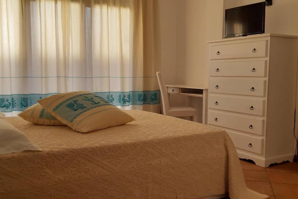 Bella Casa Con Giardino A 10 Minuti Dal Mare Apartment Aglientu Exterior photo